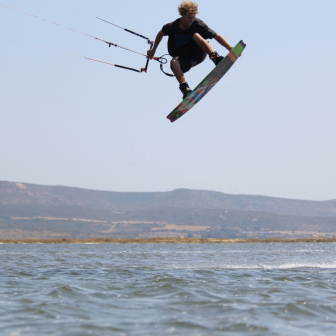 Luke Whiteside at RadicalKitesurf