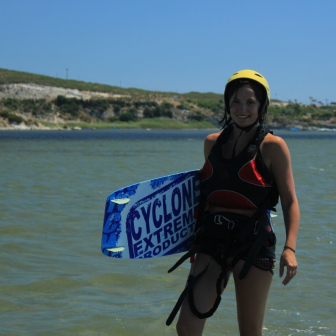 Learn to Kitesurf