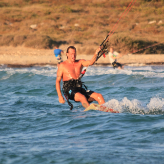 Kitesurfing