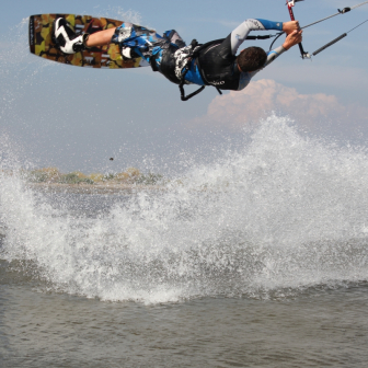 Dan Sweeney at RadicalKitesurf