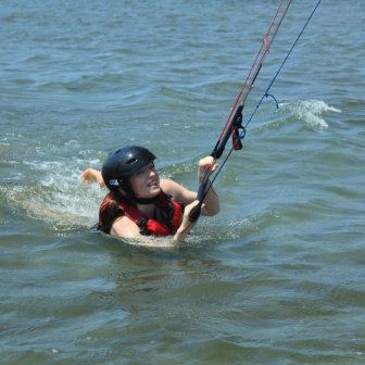Learn to Kitesurf